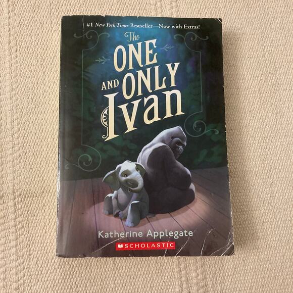 The One and Only Ivan by Katherine Applegate book Scholastic - Picture 1 of 9